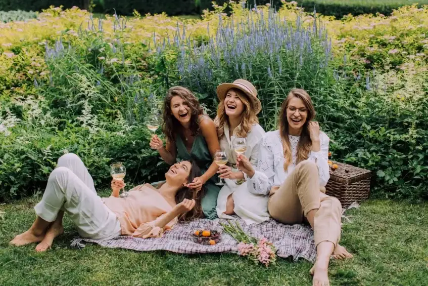 best beach blanket picnic